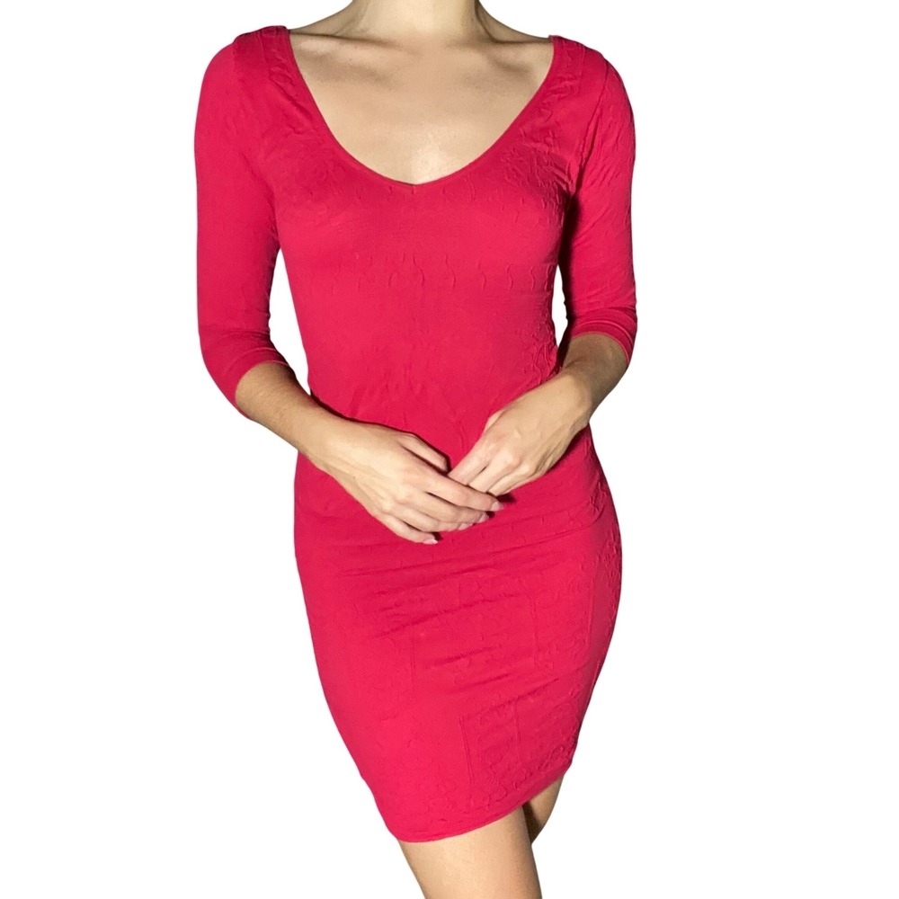 Bebe Y2K Textured Red Bodycon Mini Dress Sexy Romantic Feminine - M/L